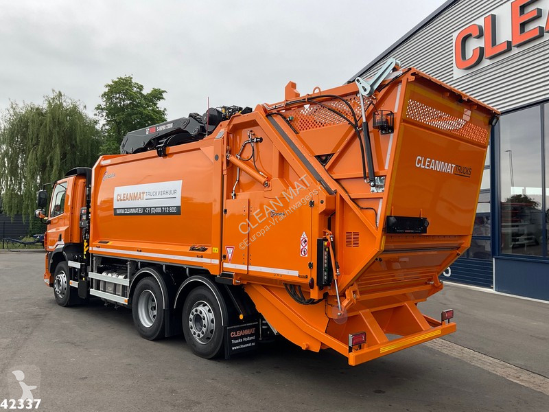 Vägmaskiner DAF FAN  340 Hiab 23 Tonmeter...