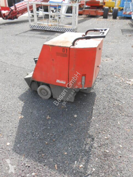 Attrezzature automezzi pesanti Hako...