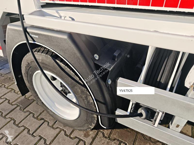 آلة لصيانة الطرق Isuzu SMALL CONTAINER WASHER...