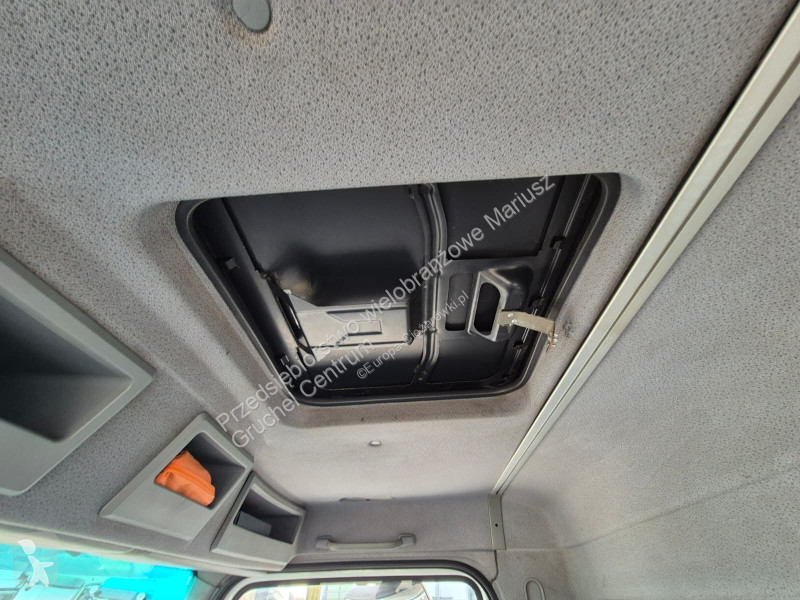 Пътнопочистваща техника Mercedes Axor 1833 4X4...