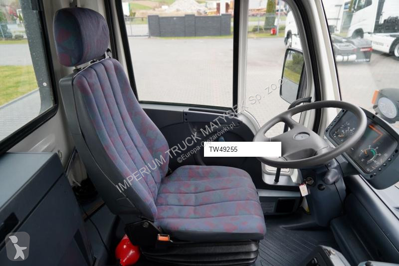 Útfenntartó-és-karbantartógép Mercedes UNIMOG...