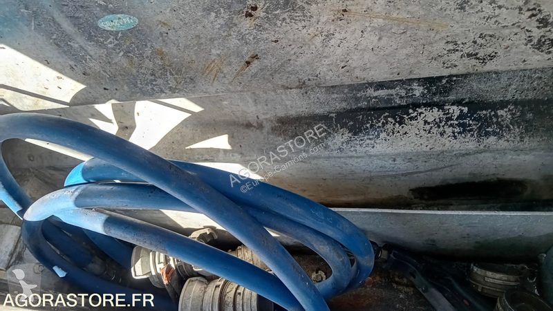 Útfenntartó-és-karbantartógép Iveco 100E18