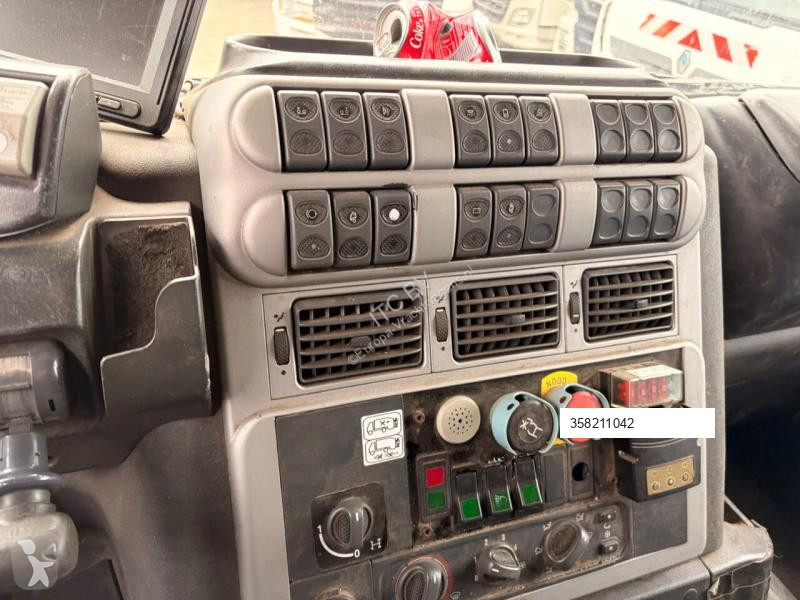 Útfenntartó-és-karbantartógép Iveco 310 6X2 TOP...