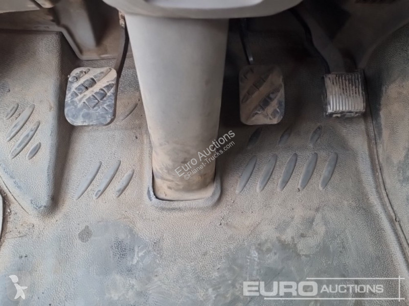 Utilaje pentru drumuri  LF220