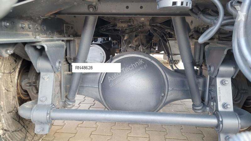 آلة لصيانة الطرق Renault 240dxi