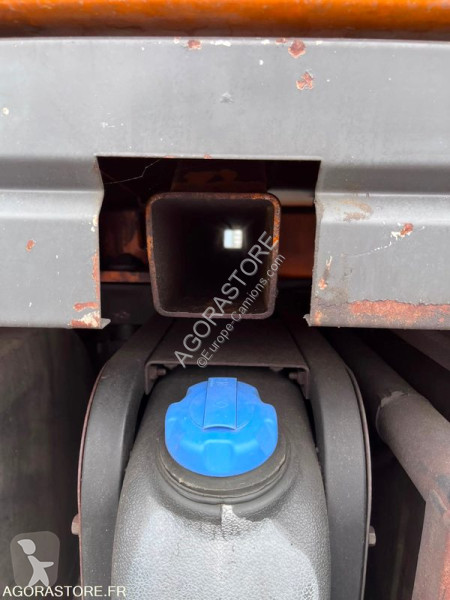 مقطورة Renault PREMIUM