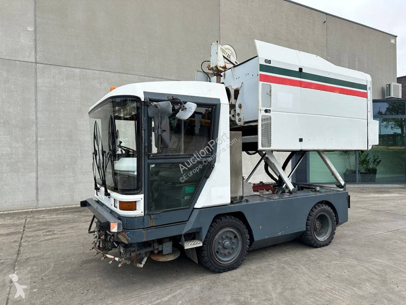 Коммунальная техника  Ravo 5002