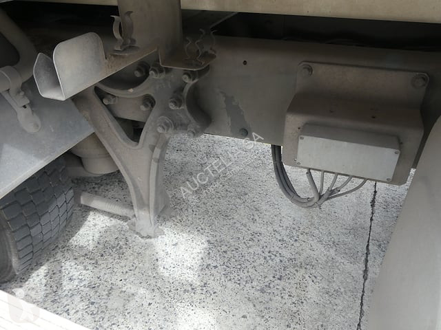 Vehículo de limpieza viaria Renault D19