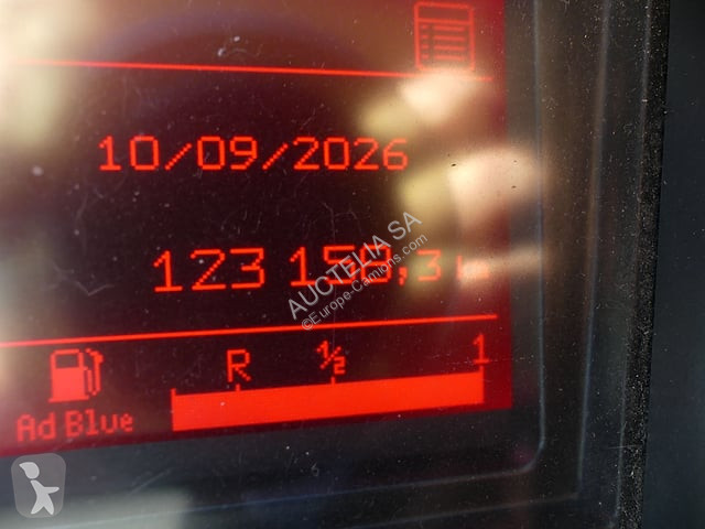 Vehículo de limpieza viaria Renault D19