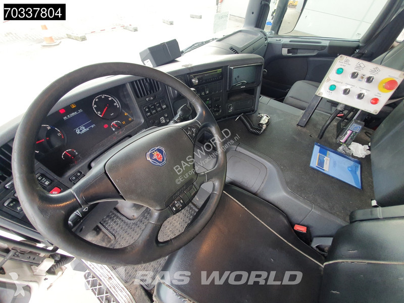 آلة لصيانة الطرق Scania P360 P 8X2 Hiab 211 BW...
