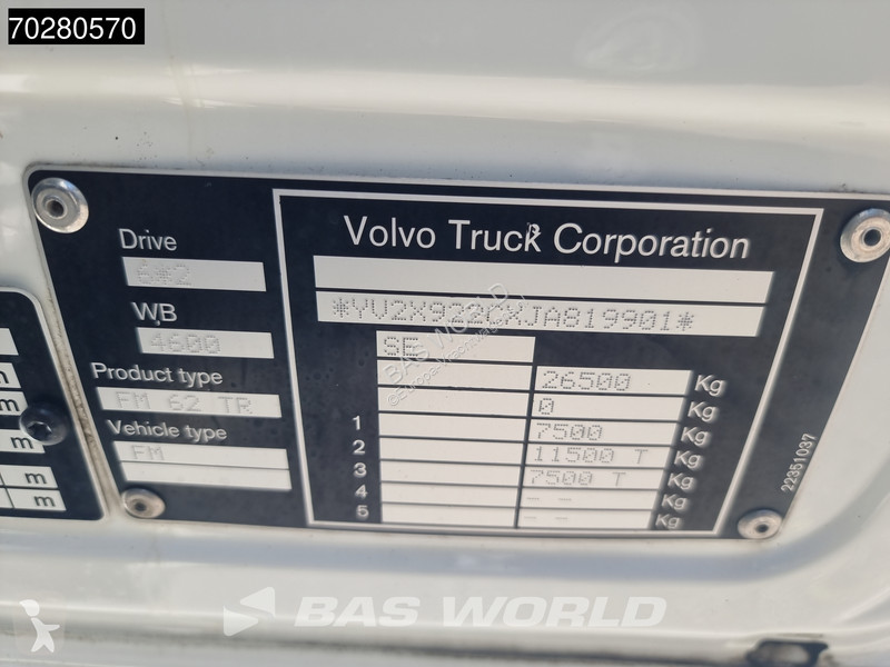 Utilaje pentru drumuri Volvo FM 370 6X2 Hiab...