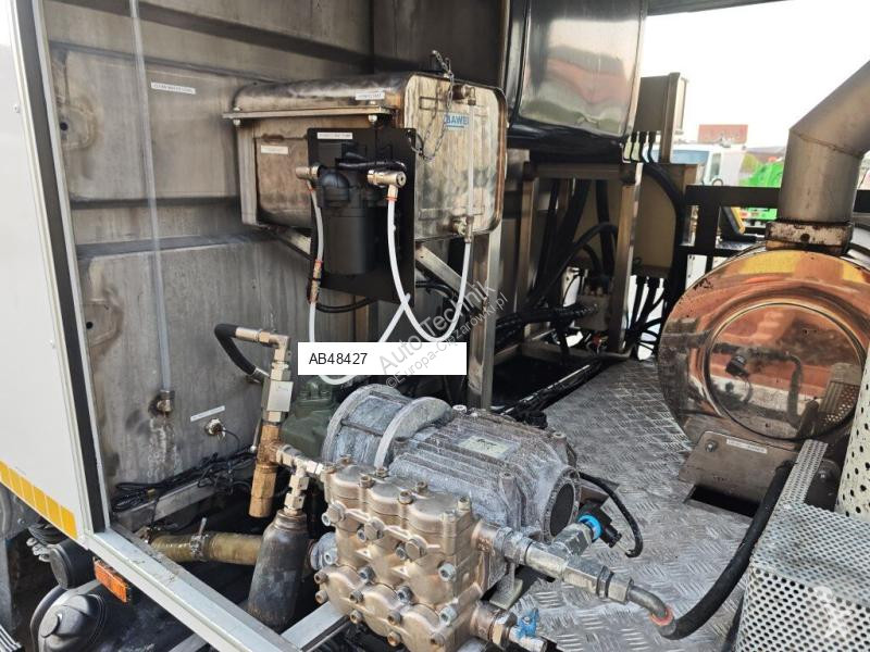 آلة لصيانة الطرق Iveco + IRIDE BIN WASHER Ροδέλα