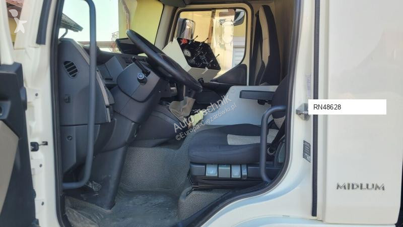 آلة لصيانة الطرق Renault 240dxi
