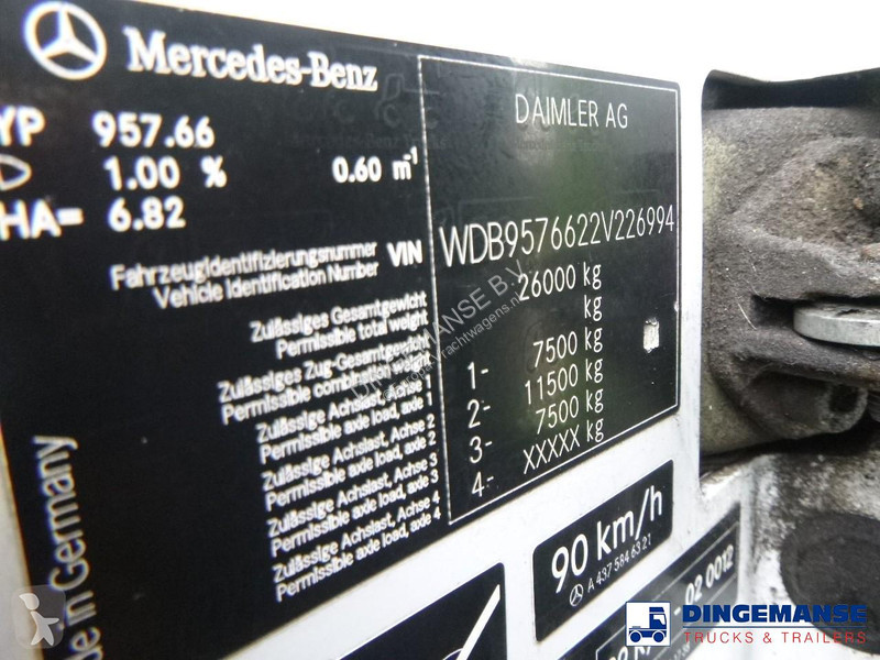 Engin de voirie Mercedes 2629 RHD 6x2 Geesink...