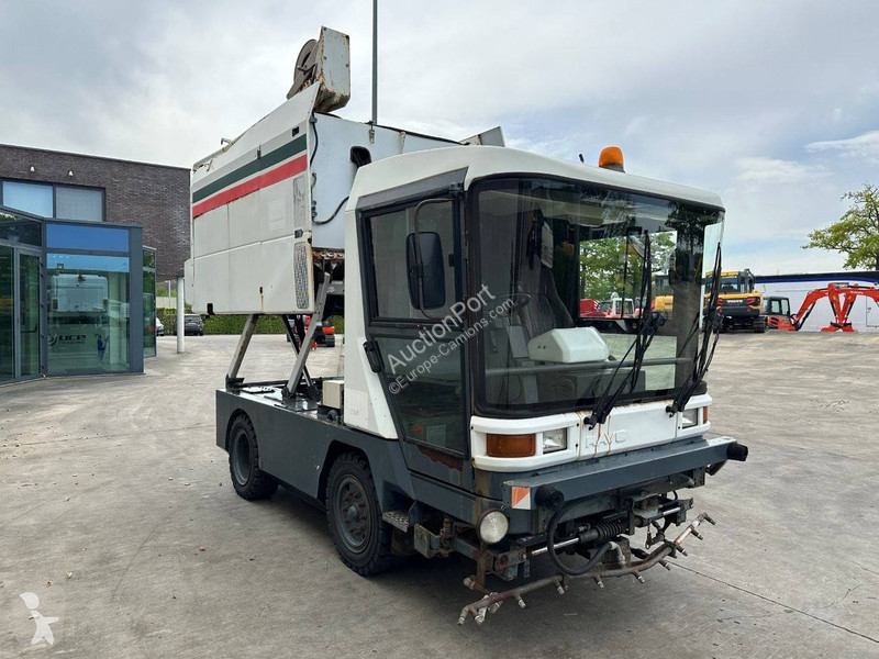 Коммунальная техника  Ravo 5002