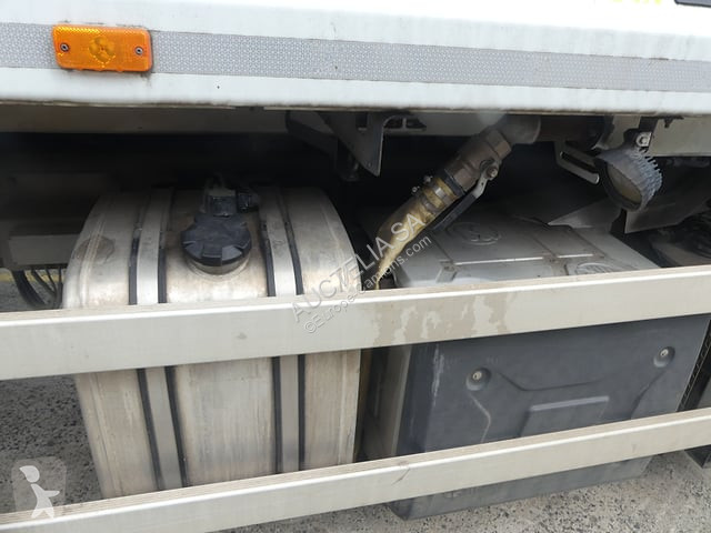 Vehículo de limpieza viaria Renault D19