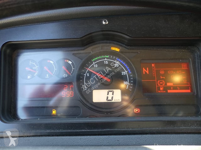 Vehículo de limpieza viaria Renault D19