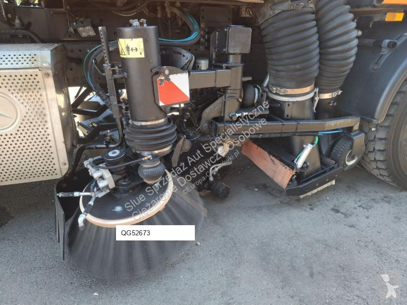 Utilaje pentru drumuri Mercedes 1829 Zamiatarka...
