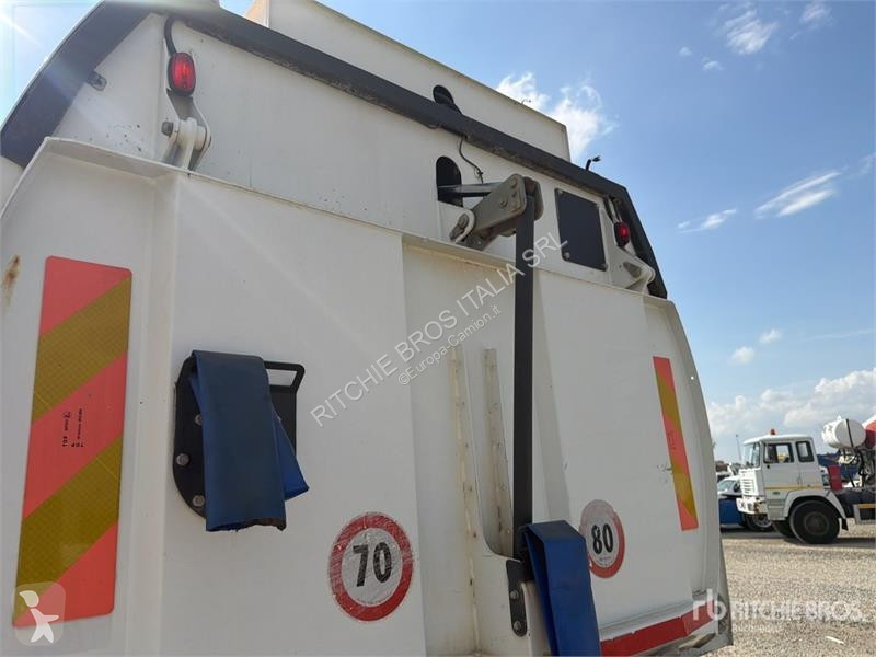 Vägmaskiner Iveco FJVT650 on  Iveco 150E22...
