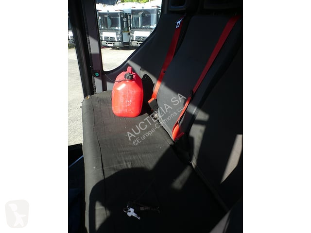 Vehículo de limpieza viaria Renault D19