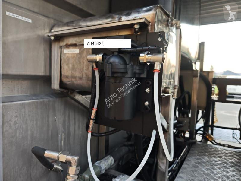 آلة لصيانة الطرق Iveco + IRIDE BIN WASHER Ροδέλα