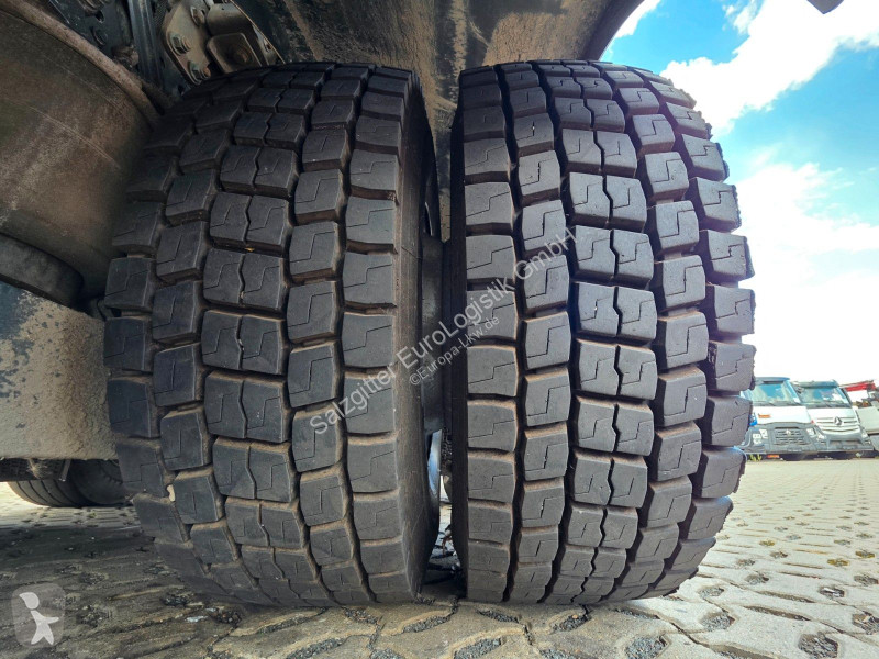 Vehículo de limpieza viaria Mercedes...