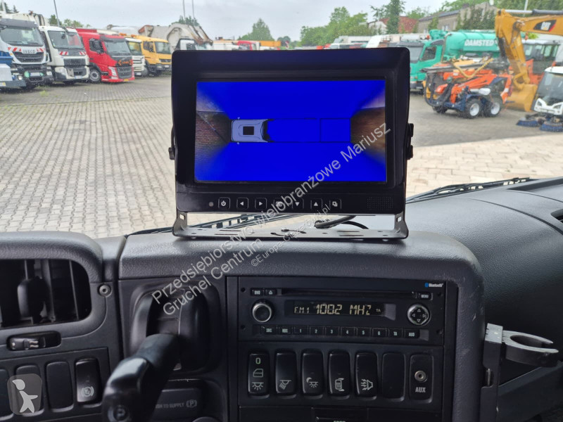 Engin de voirie Scania P340 LB 6X2*4 / JOAB...