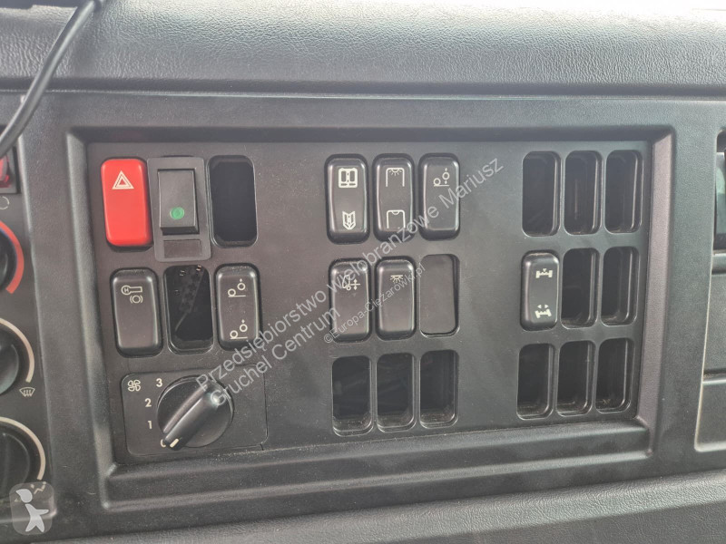 Vehículo de limpieza viaria Mercedes Econic...