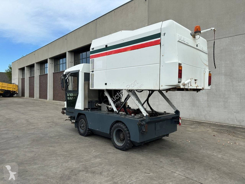 Коммунальная техника  Ravo 5002