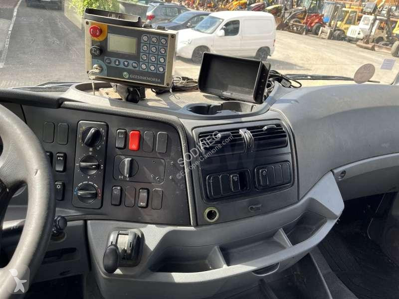 Utilaje pentru drumuri Mercedes AXOR