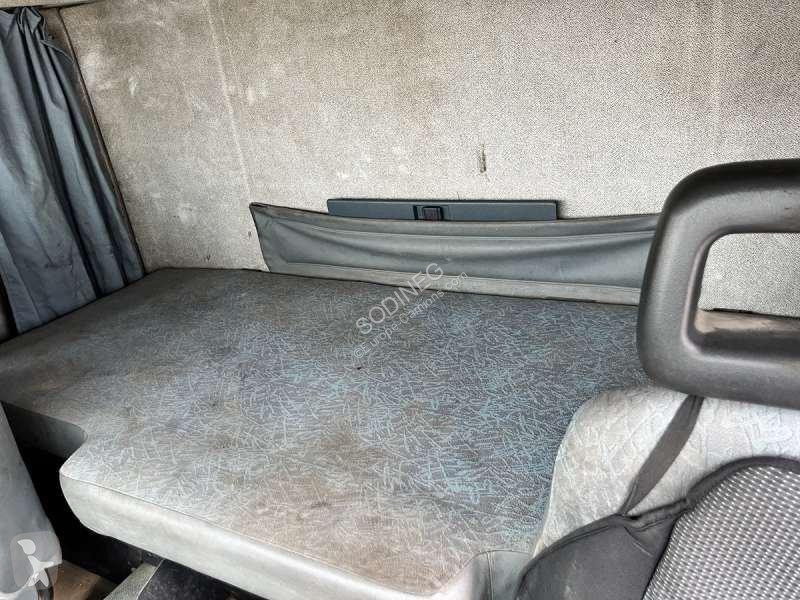 Veículo de limpeza / sanitário de estrada...