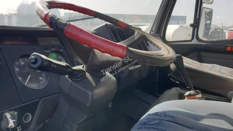 Utilaje pentru drumuri Mercedes