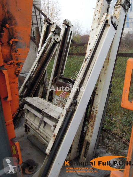 Utilaje pentru drumuri Mercedes LIFT GARBAGE...