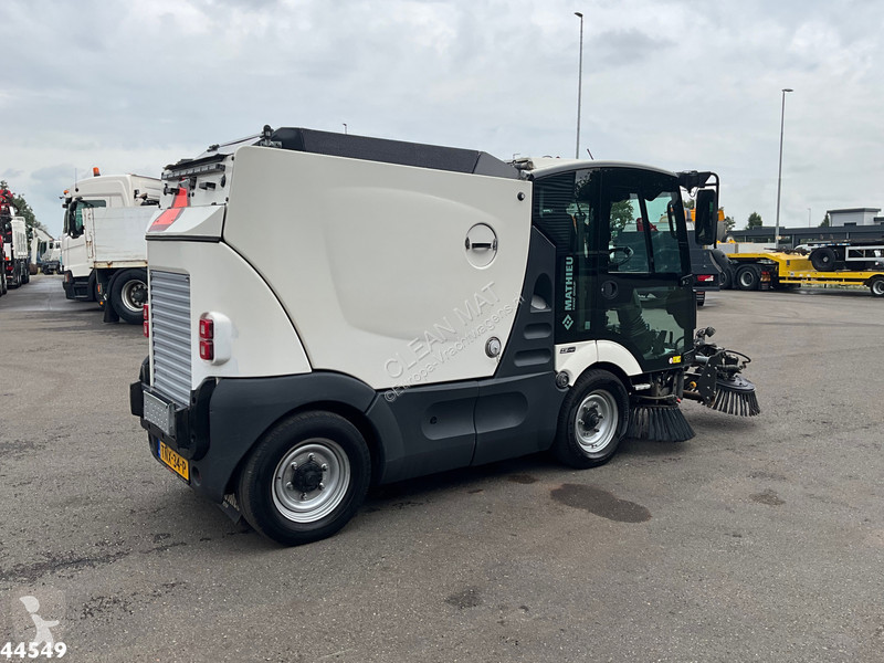 Gemeentevoertuig Mathieu MC 210 Flex Euro 6...