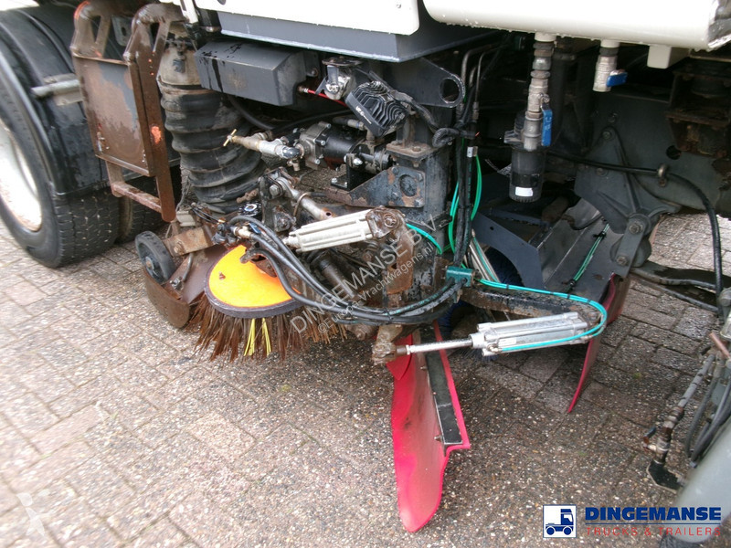 Vägmaskiner DAF 55220 4x2 Scarab sweeper