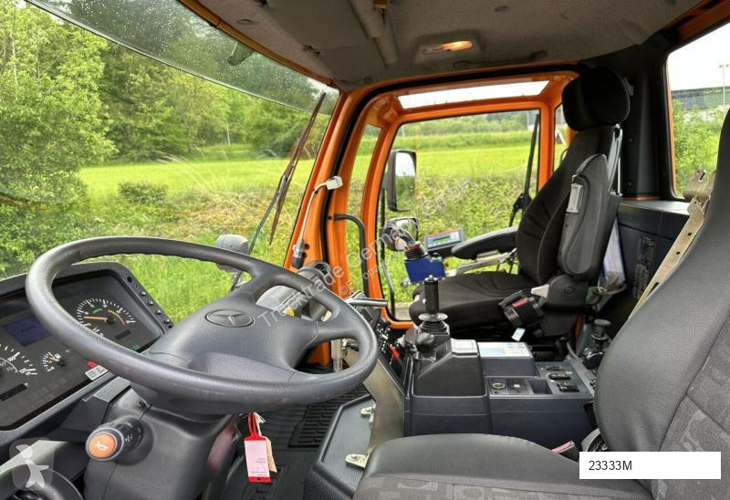 Utilaje pentru drumuri Mercedes U400