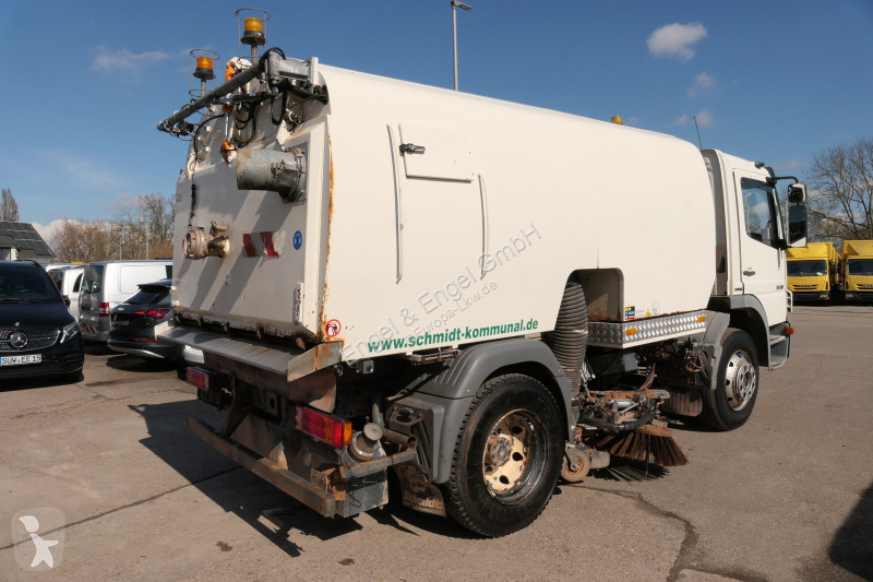 Silniční stroje Mercedes Atego 1518 LKO 4x2