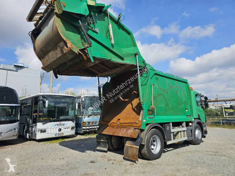 Vehículo de limpieza viaria Scania