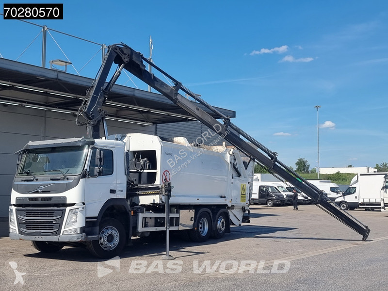 Utilaje pentru drumuri Volvo FM 370 6X2 Hiab...