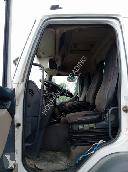 Gemeentevoertuig Renault 320 6x2