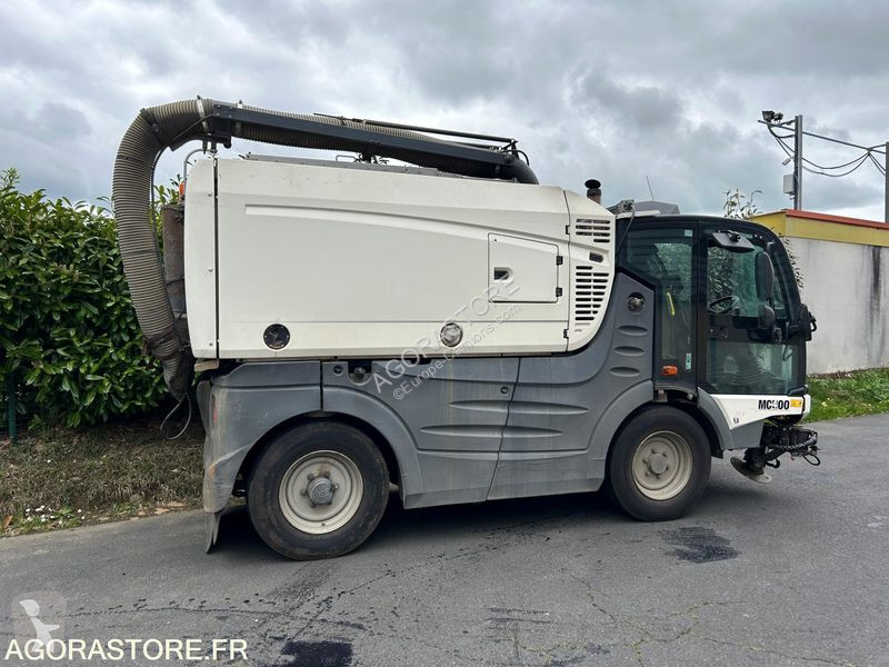 Gemeentevoertuig Mathieu GRAND AZURA MC 400