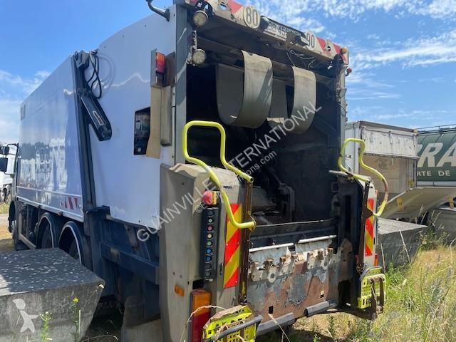 Utilaje pentru drumuri Volvo 320