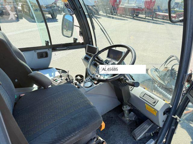 Silniční stroje Hako 2000 4x4 Euro 5 Kehrmaschine