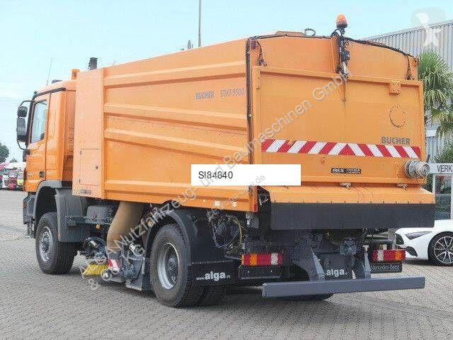 Silniční stroje Mercedes 2032 A 4x4, Bucher...
