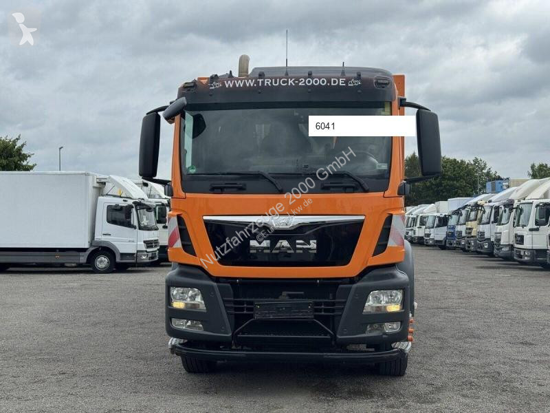 Utilaje pentru drumuri MAN Medium X2i 28