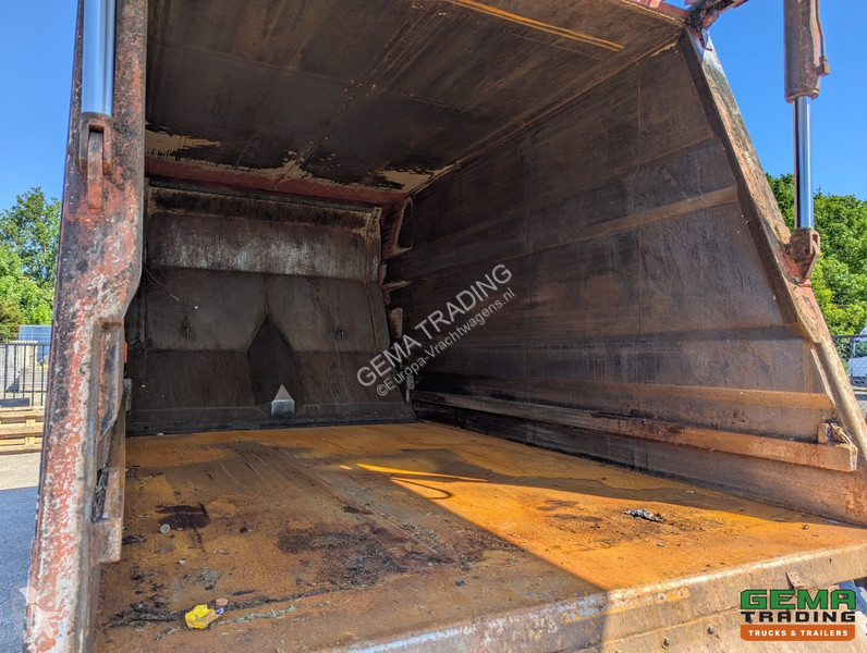 Utilaje pentru drumuri Volvo 300 EEV 6x2/4...