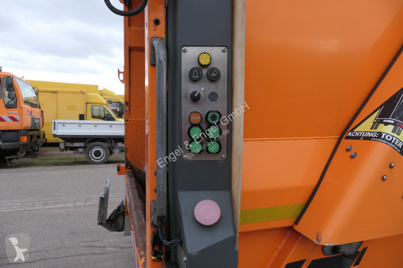 Engin de voirie Mercedes 2635 NGE-L62N Econic...
