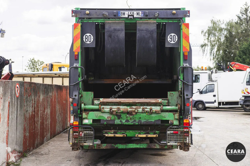 آلة لصيانة الطرق Renault 310 dXi BOM SEMAT...