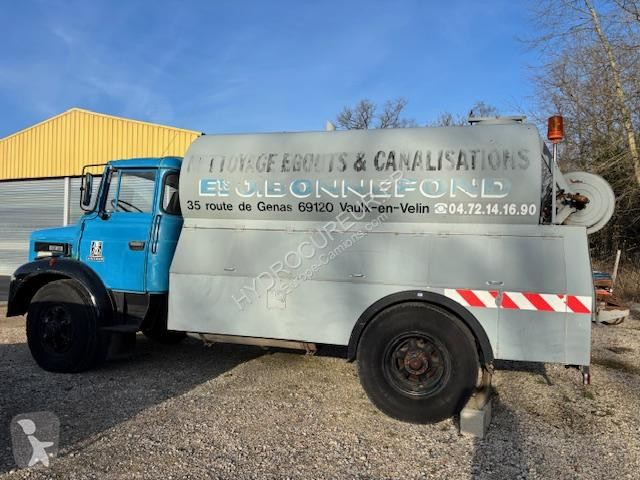 آلة لصيانة الطرق Berliet 160
