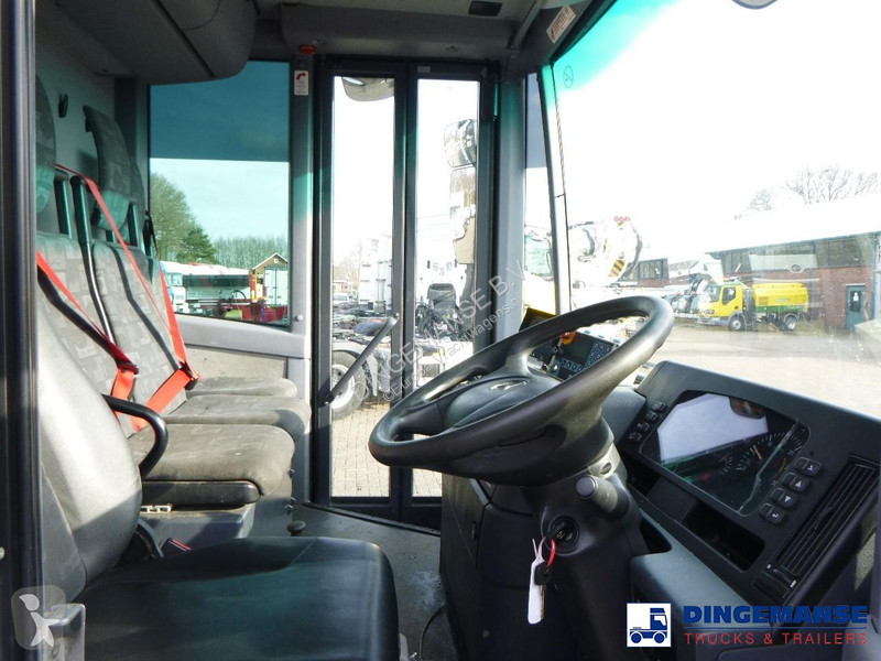 Коммунальная техника  Mercedes 2629 6x4 RHD...